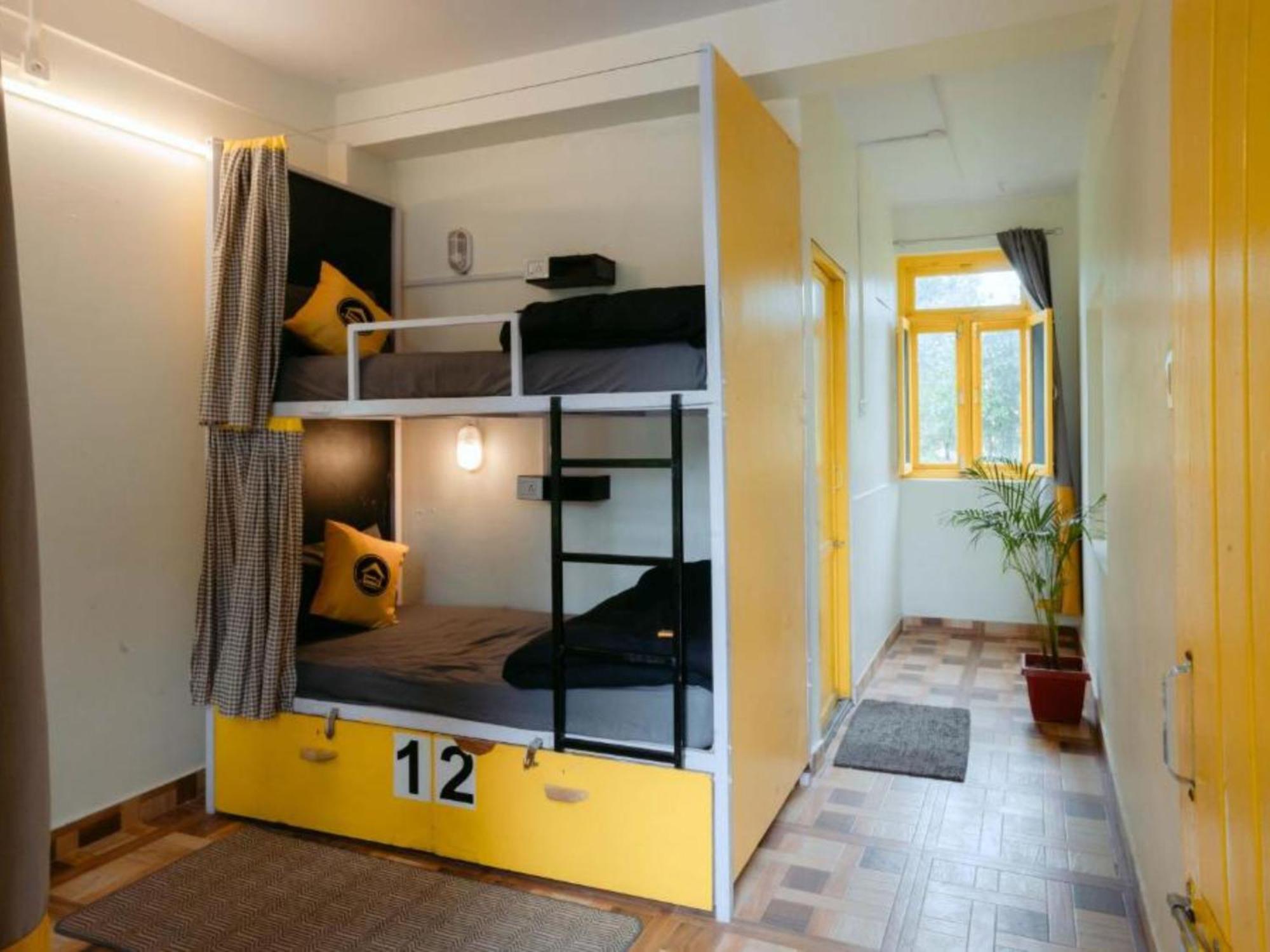 The Hosteller Bir Phòng bức ảnh