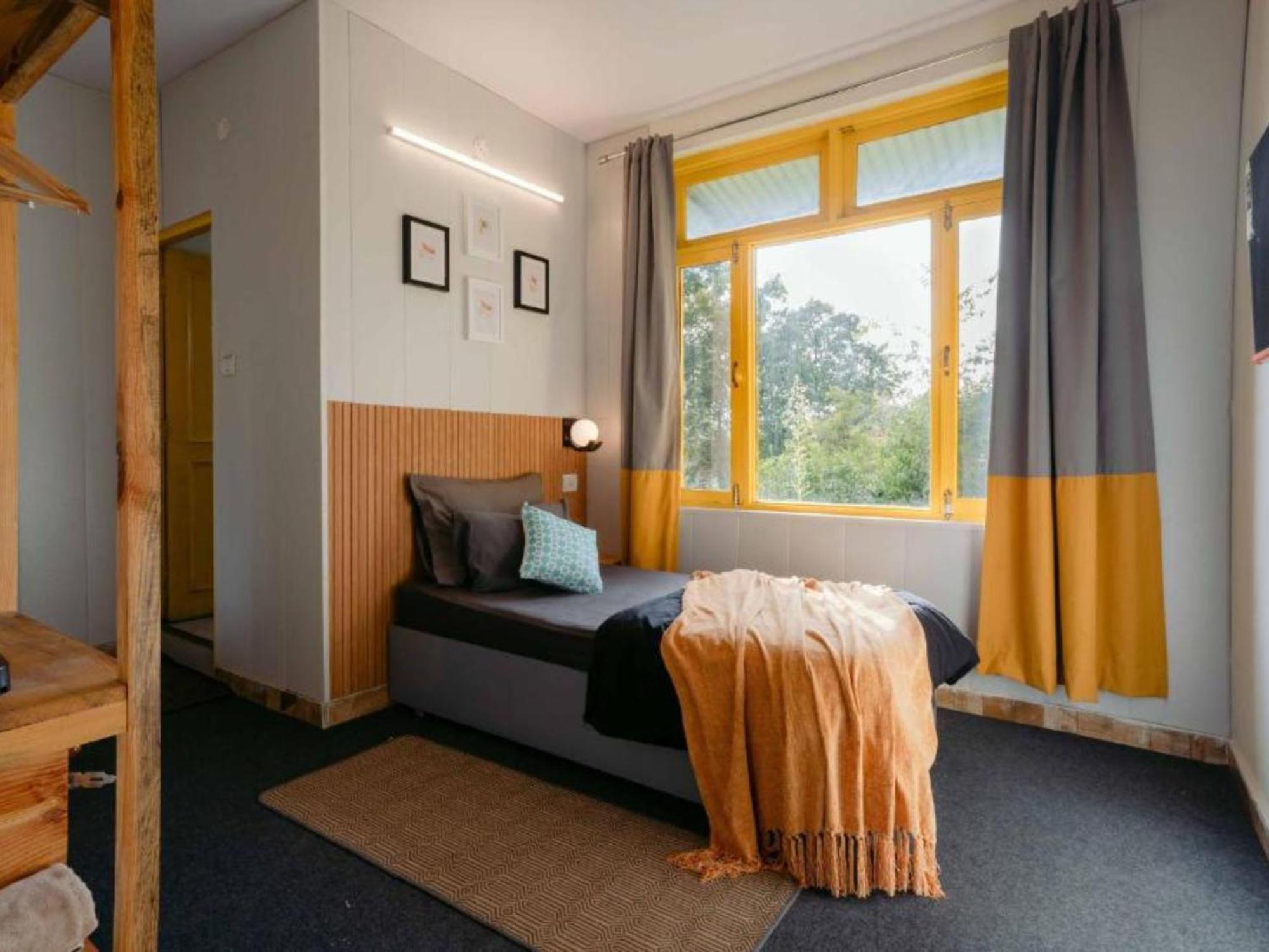 The Hosteller Bir Phòng bức ảnh